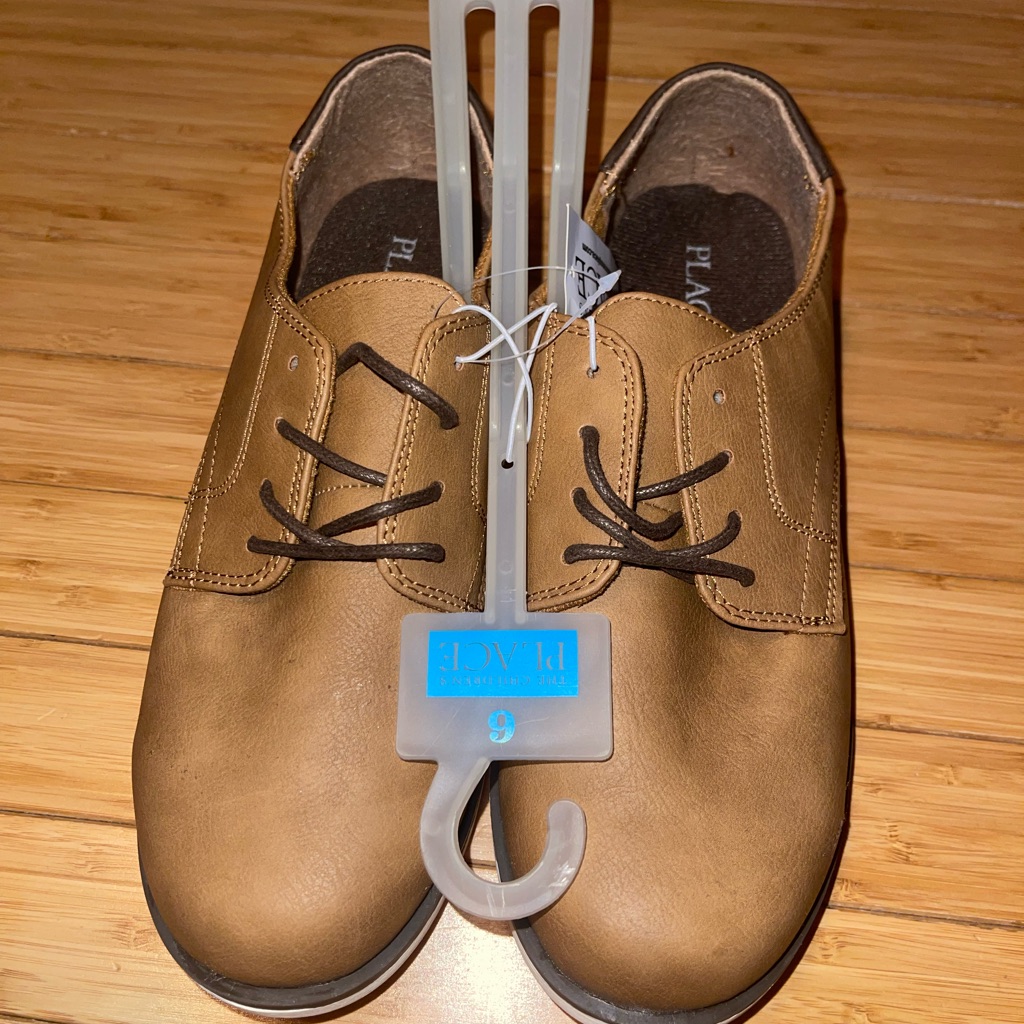 Children’s Place Boys Tan Dress Shoes